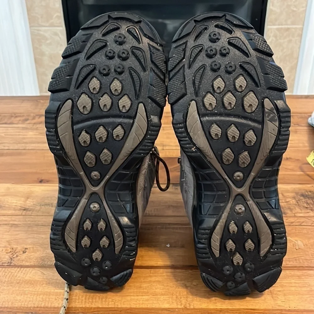 WENGER Swiss Army hiking boots